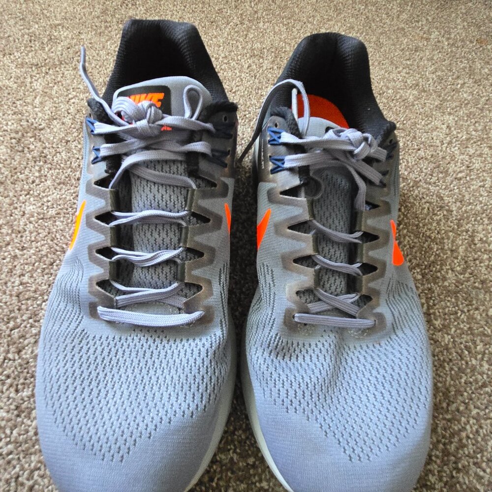 Nike - Picture 9 of 9